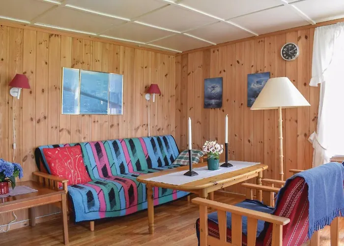 Skanevik Skanevikstrand 度假居 *