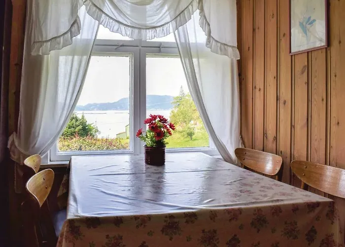 Skanevik Skanevikstrand 度假居 Skånevik